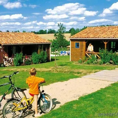 Terres De France - Natura Pescalis 3* Moncoutant