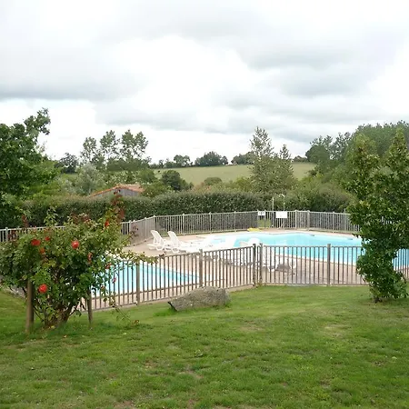 Terres De France - Natura Pescalis 3* Moncoutant