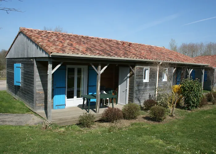 Terres De France - Natura Pescalis 3* Moncoutant