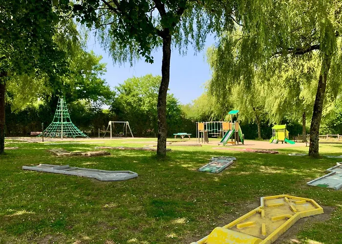 Terres De France - Natura Pescalis Parque de vacaciones 3*