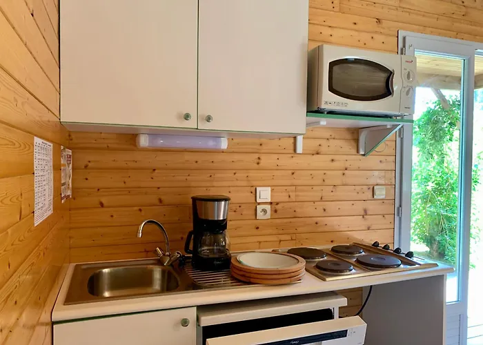 Terres De France - Natura Pescalis Parque de vacaciones 3*