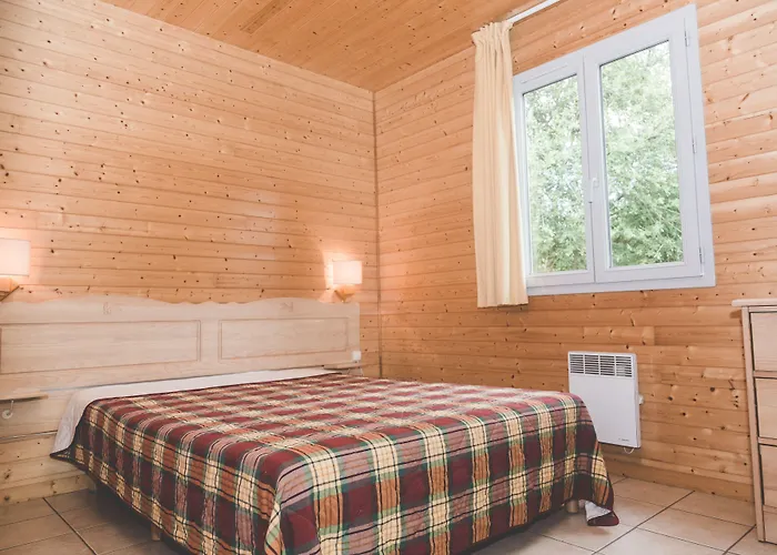 Terres De France - Natura Pescalis 3* Moncoutant