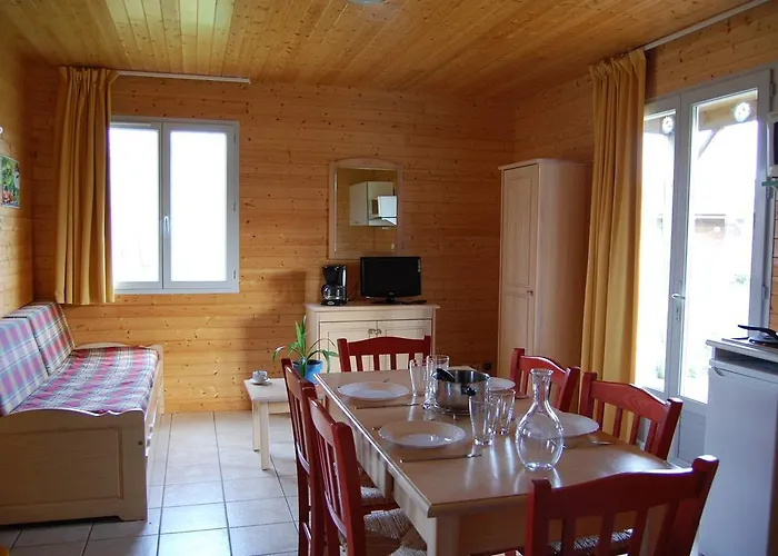 Terres De France - Natura Pescalis Parque de vacaciones Moncoutant