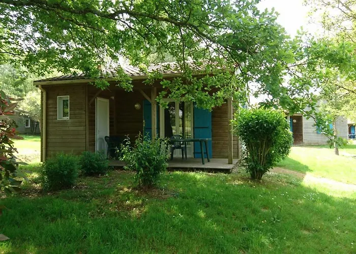 Terres De France - Natura Pescalis Parque de vacaciones Moncoutant